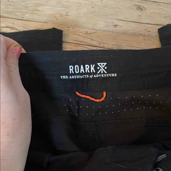 Roark Black Cargo Pants for Men - Picture 2 of 6